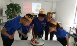 濃情家文化，恩情暖人心——中岳店舉辦第三季度員工生日會